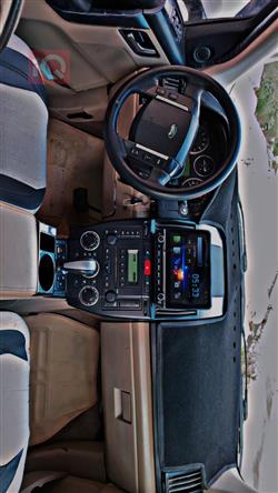 لاند روفر LR2